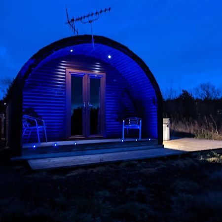 Villa Pond View Pod 3 With Private Hot Tub -Fife - Loch Leven - Lomond Hills Kelty Exterior foto
