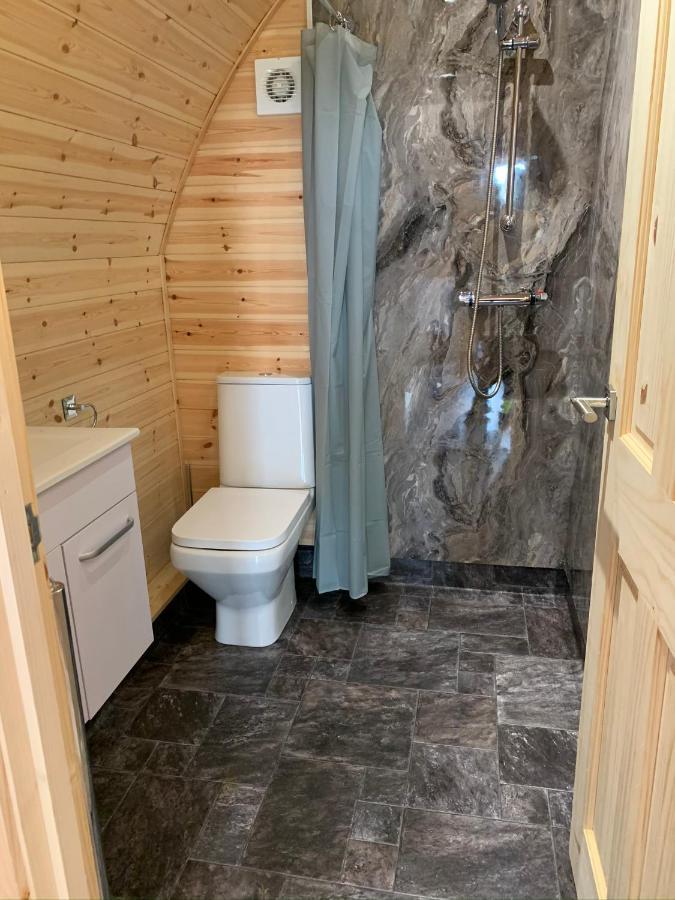 Villa Pond View Pod 3 With Private Hot Tub -Fife - Loch Leven - Lomond Hills Kelty Exterior foto